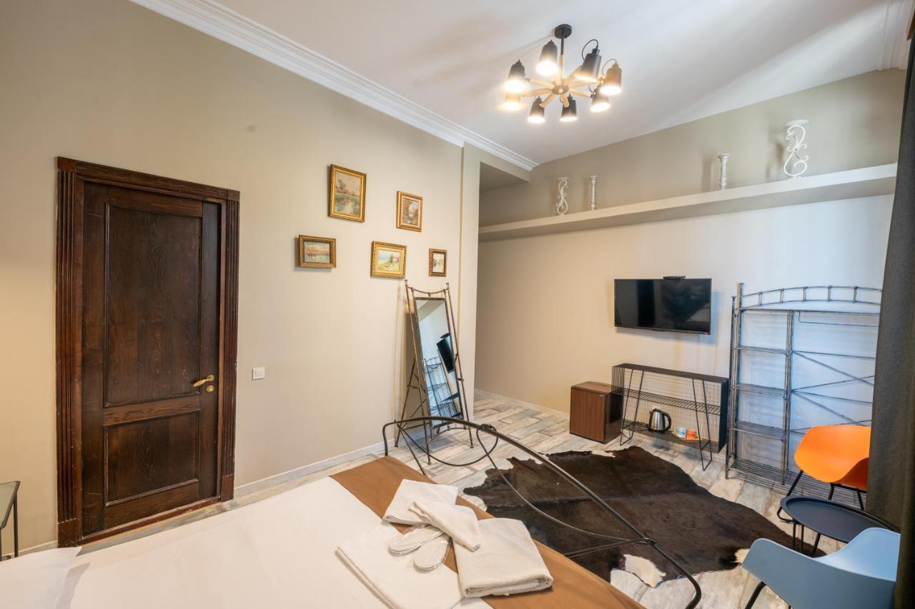 Ponto Gallery Boutique Hotel Tbilisi Exteriör bild