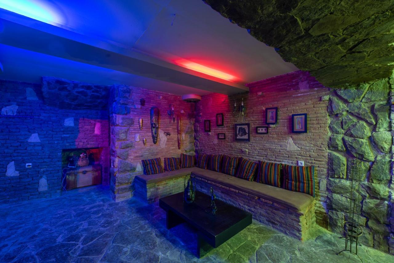 Ponto Gallery Boutique Hotel Tbilisi Exteriör bild
